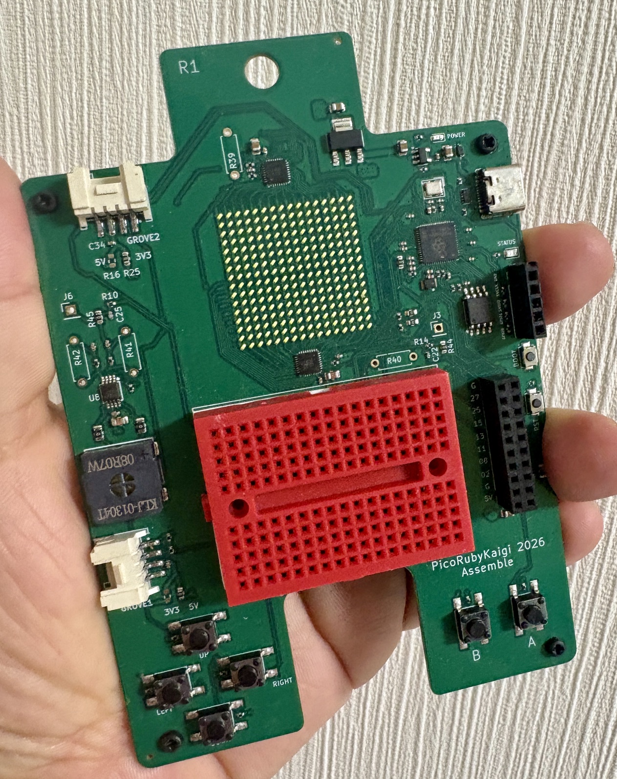 オリジナル基板「Adventure Board」の試作基板とWebコンソールのご紹介